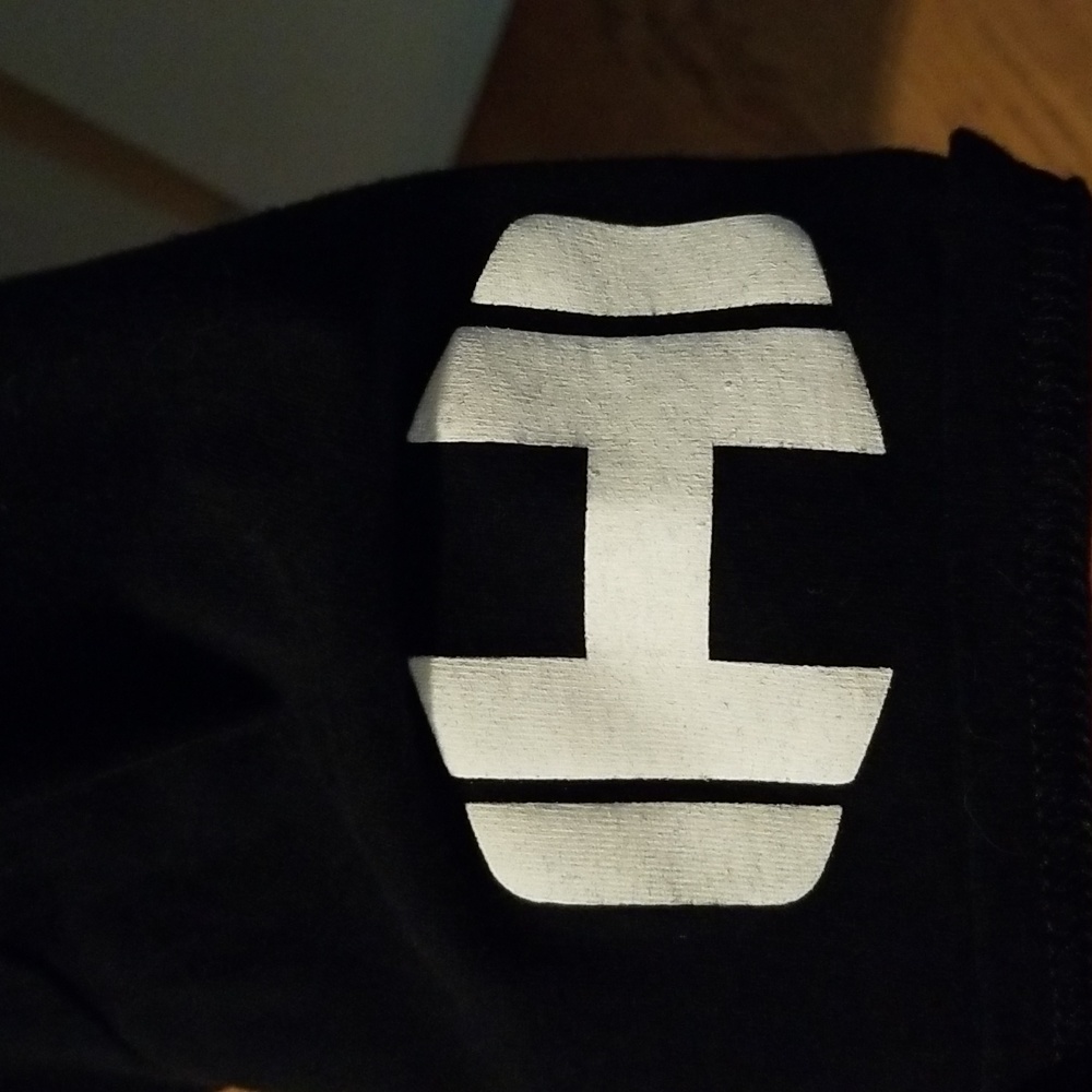 Black Small Hodge Twins Tee - Picture 4 of 4